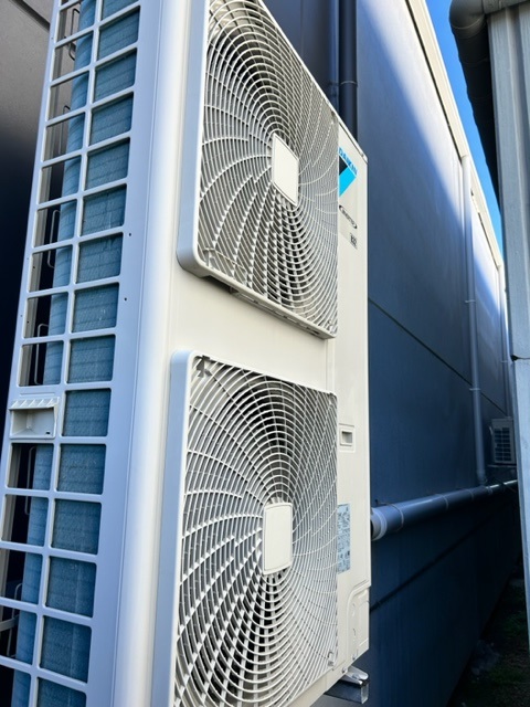 Commercial ducted air conditioner services in Redhead NSW