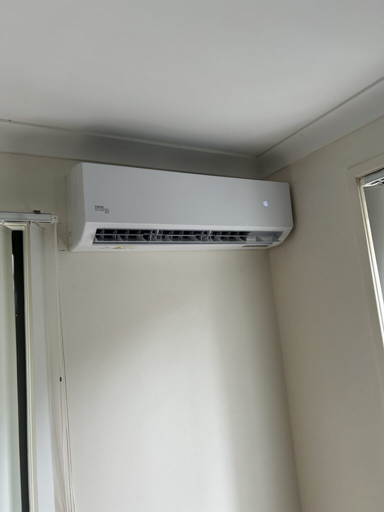 TECO TWS72H3DVJT indoor unit split system air conditioner installation Fletcher NSW